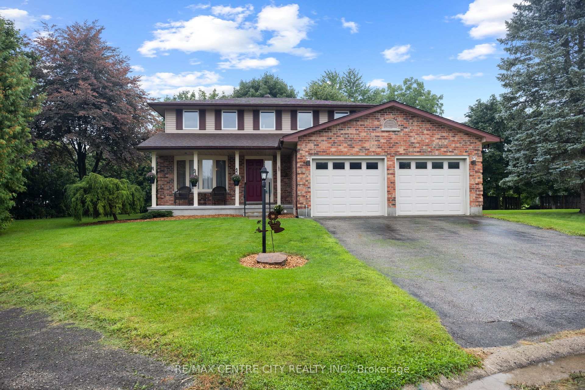 Photo 1 of 334 Canterbury Place, Central Elgin, Belmont — HOMEH