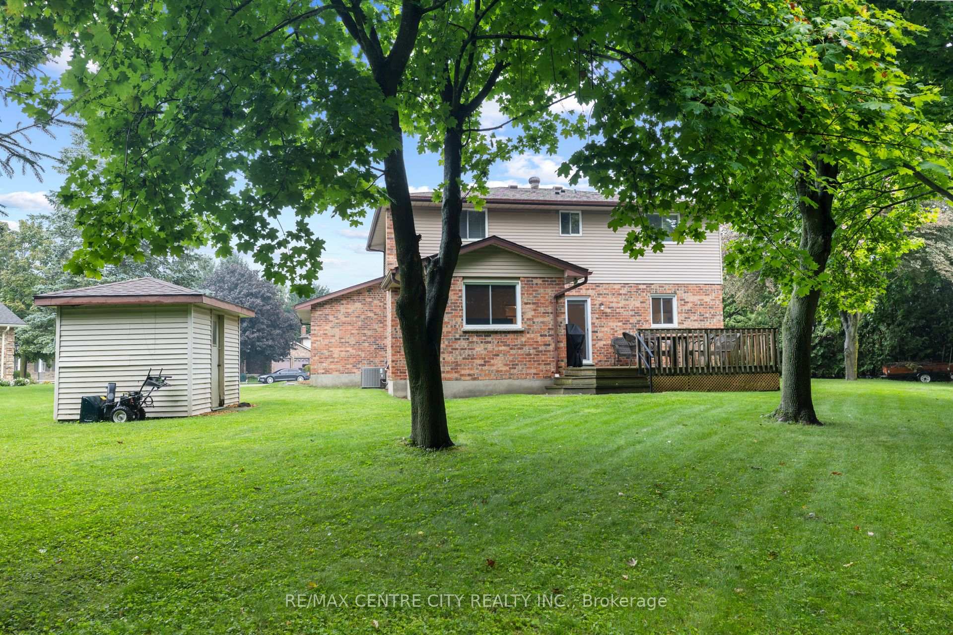 Photo 26 of 334 Canterbury Place, Central Elgin, Belmont — HOMEH