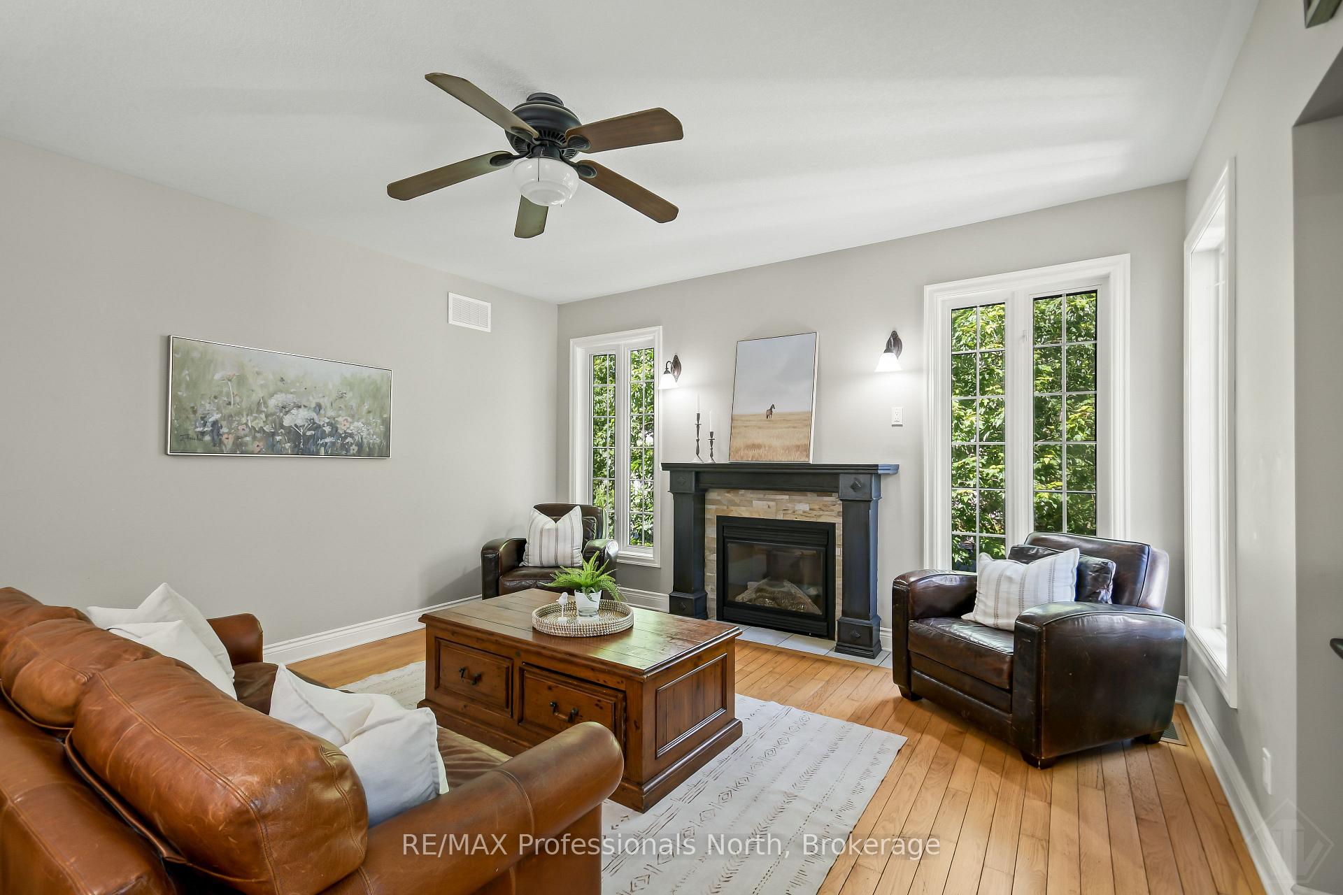 Photo 11 of 9 Melane Court, Bracebridge, Macaulay — HOMEH
