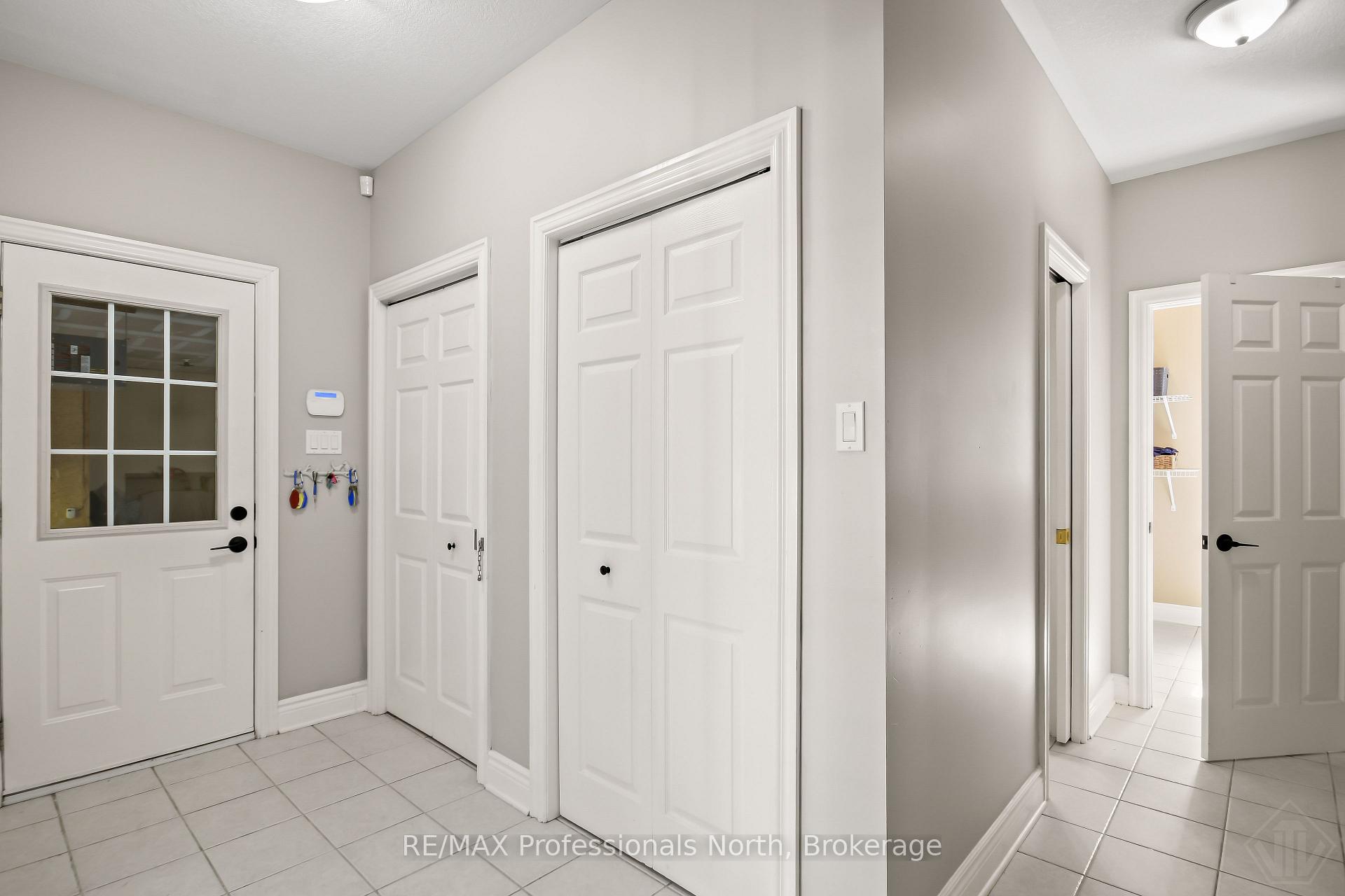 Photo 14 of 9 Melane Court, Bracebridge, Macaulay — HOMEH