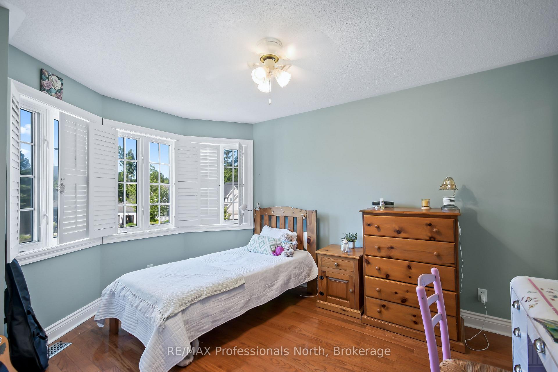 Photo 20 of 9 Melane Court, Bracebridge, Macaulay — HOMEH