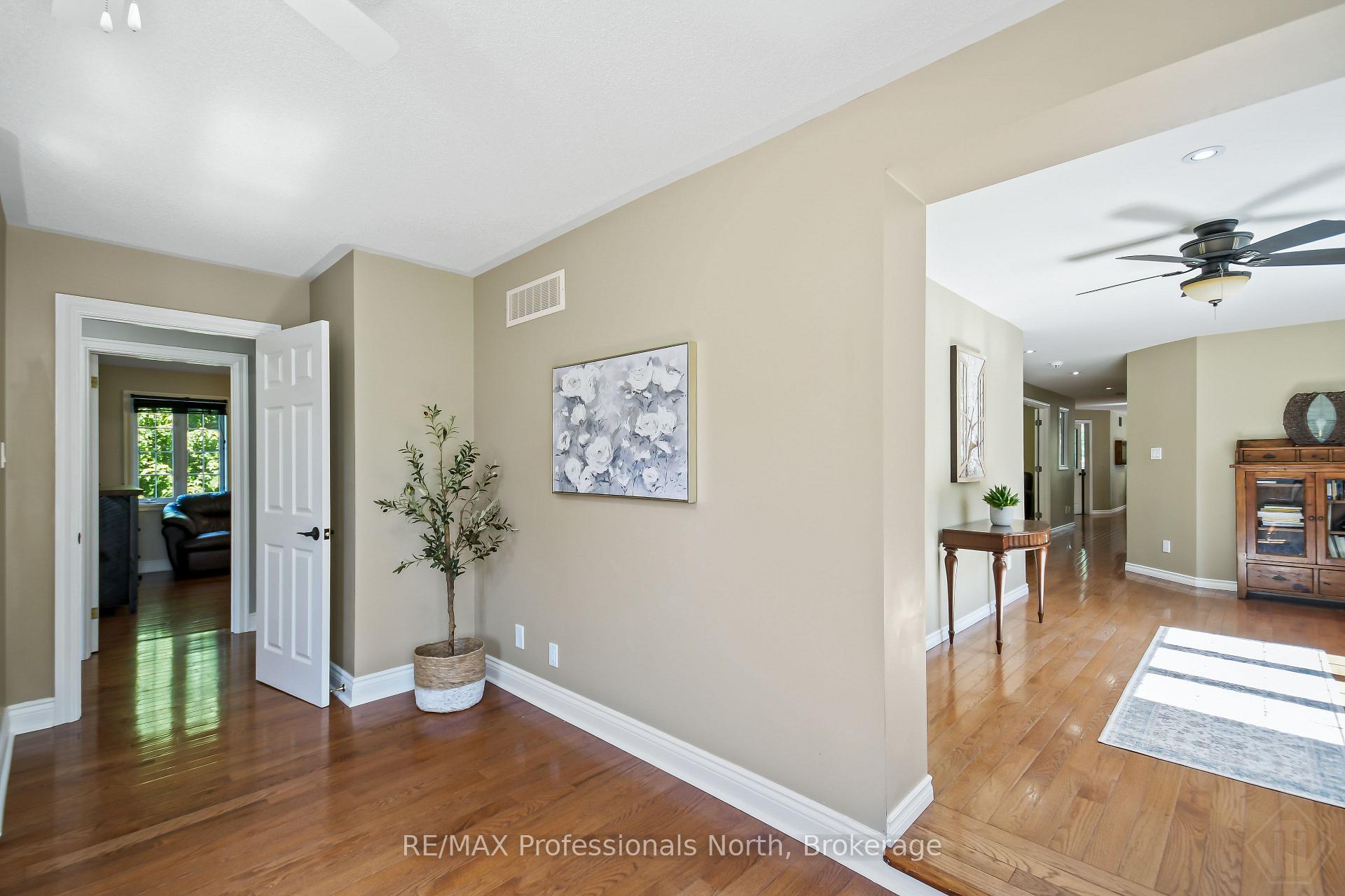 Photo 26 of 9 Melane Court, Bracebridge, Macaulay — HOMEH