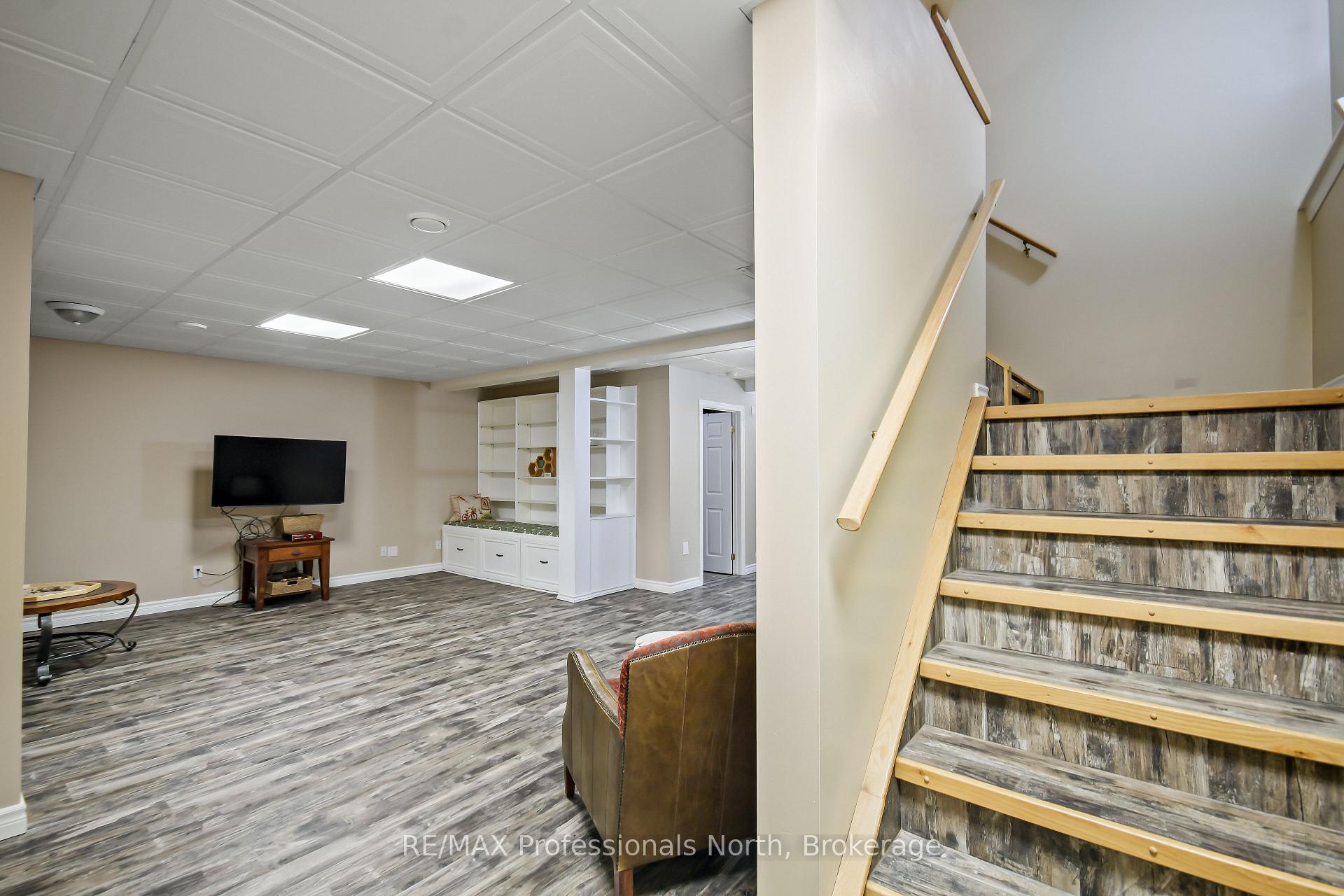 Photo 32 of 9 Melane Court, Bracebridge, Macaulay — HOMEH