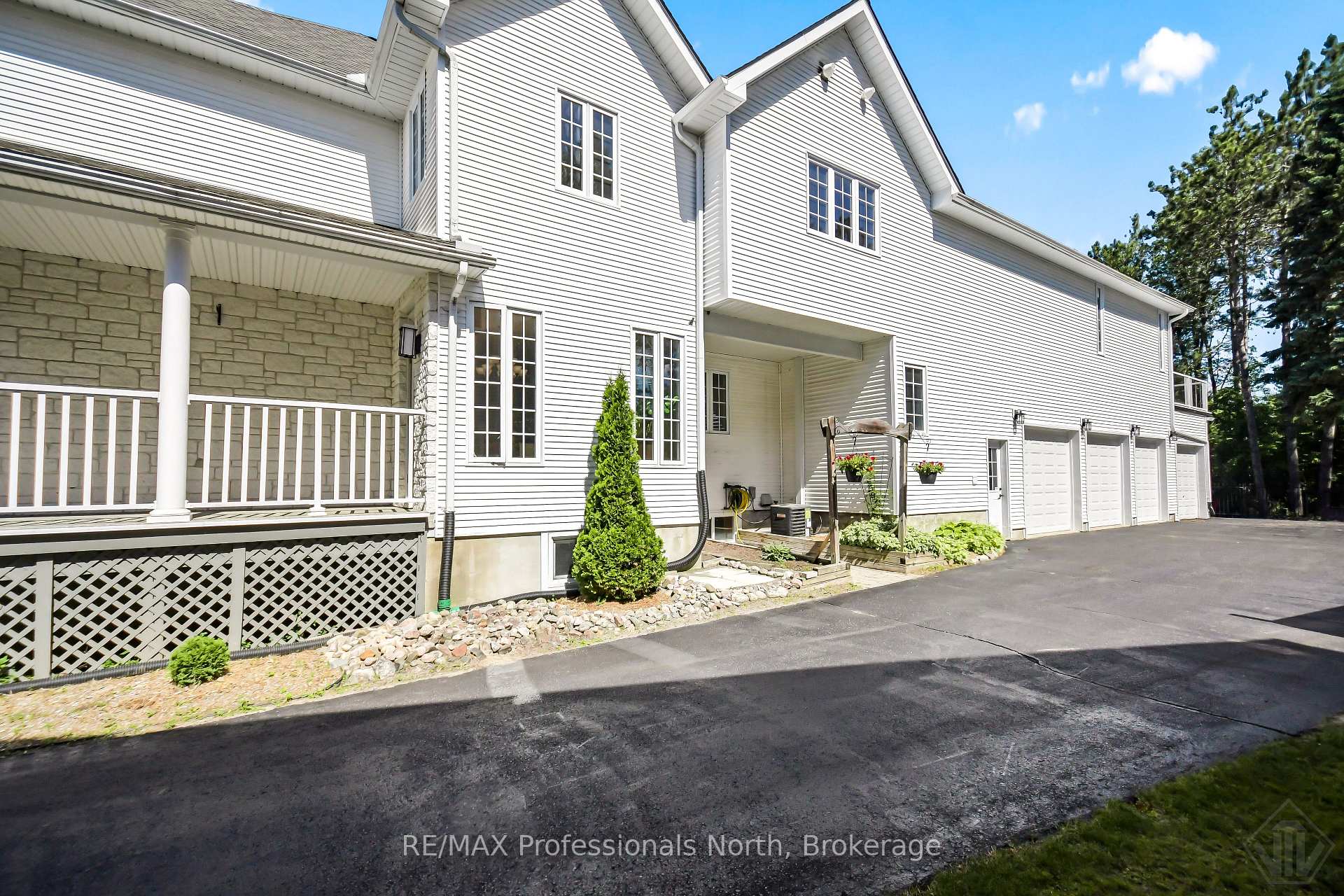 Photo 37 of 9 Melane Court, Bracebridge, Macaulay — HOMEH