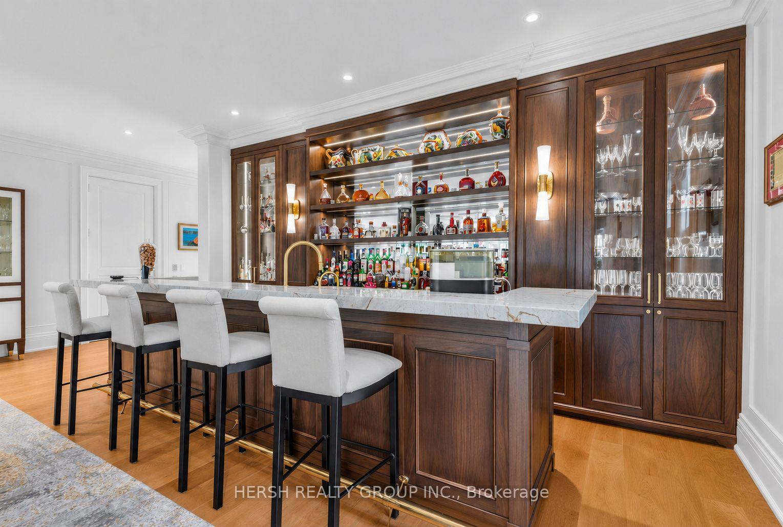 Photo 11 of 14 Napier Street, Vaughan, Kleinburg — HOMEH