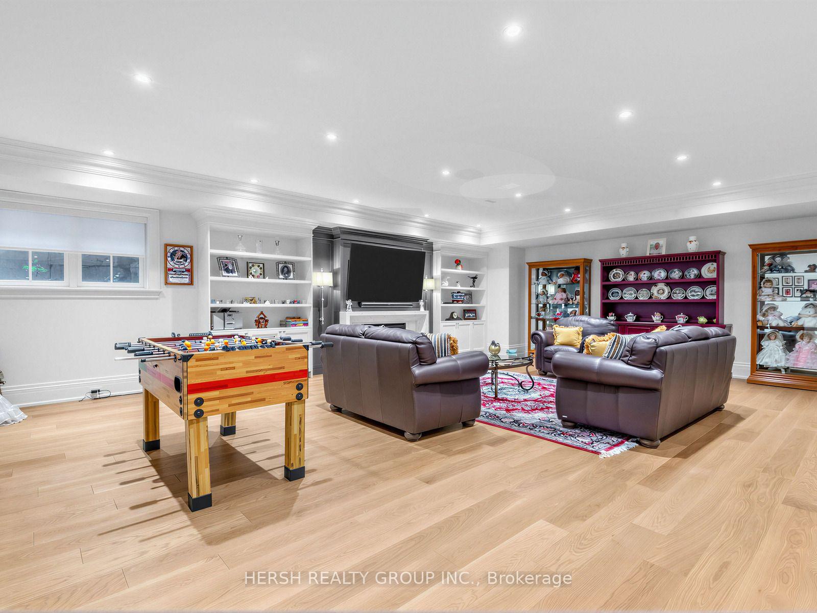 Photo 38 of 14 Napier Street, Vaughan, Kleinburg — HOMEH