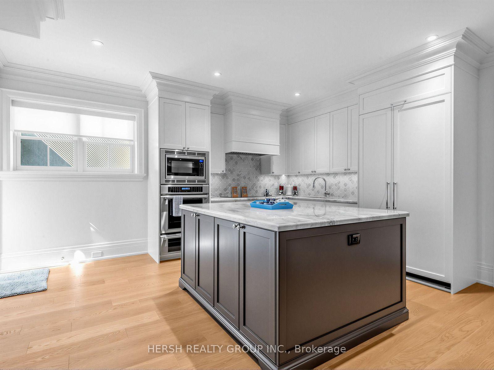 Photo 40 of 14 Napier Street, Vaughan, Kleinburg — HOMEH