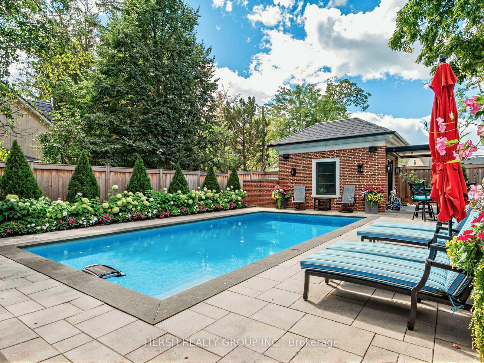 Photo 45 of 14 Napier Street, Vaughan, Kleinburg — HOMEH