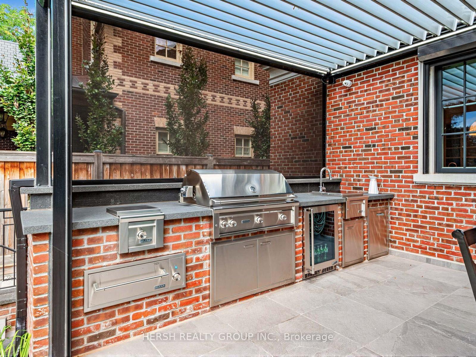 Photo 47 of 14 Napier Street, Vaughan, Kleinburg — HOMEH