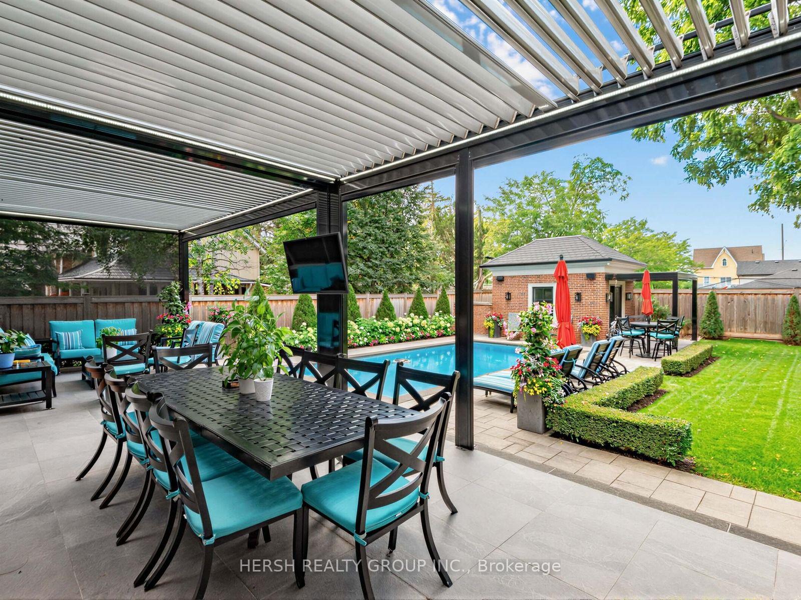 Photo 48 of 14 Napier Street, Vaughan, Kleinburg — HOMEH