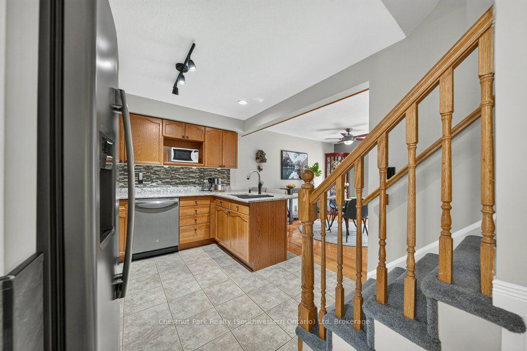 Photo 14 of Unit 48, 31 Schroder Crescent, Guelph, Grange Road — HOMEH