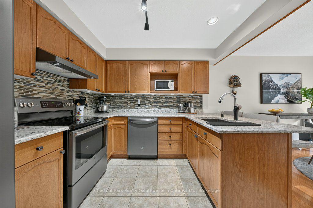 Photo 19 of Unit 48, 31 Schroder Crescent, Guelph, Grange Road — HOMEH