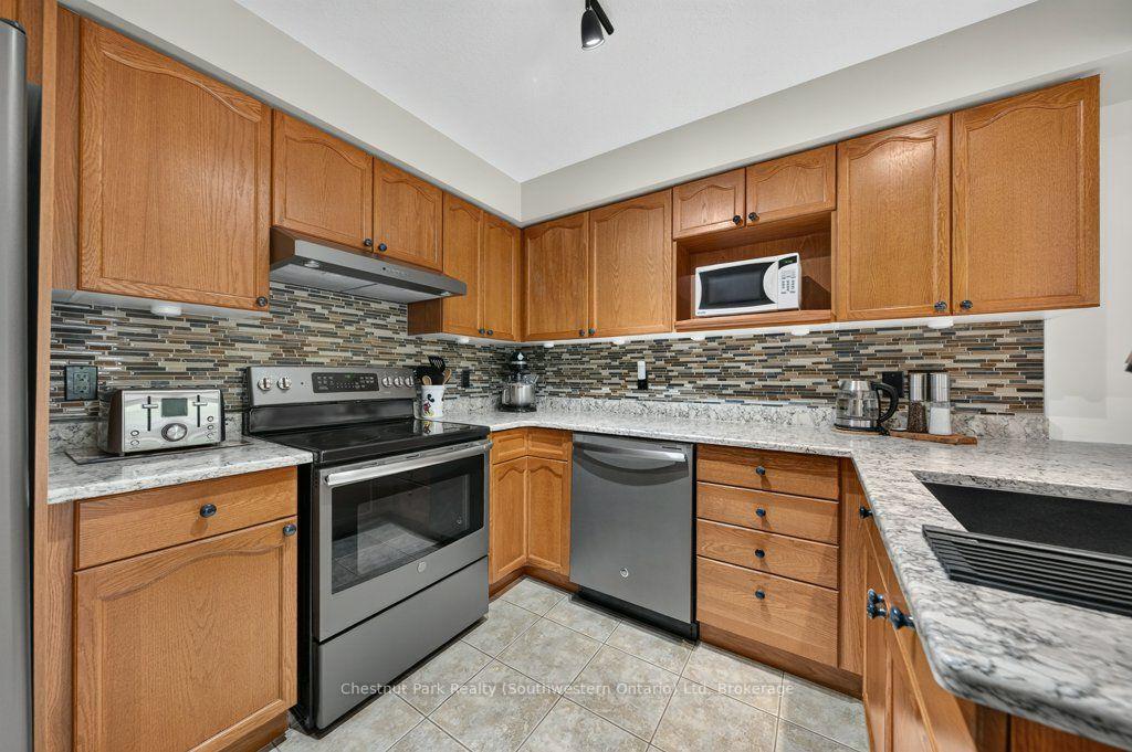 Photo 20 of Unit 48, 31 Schroder Crescent, Guelph, Grange Road — HOMEH