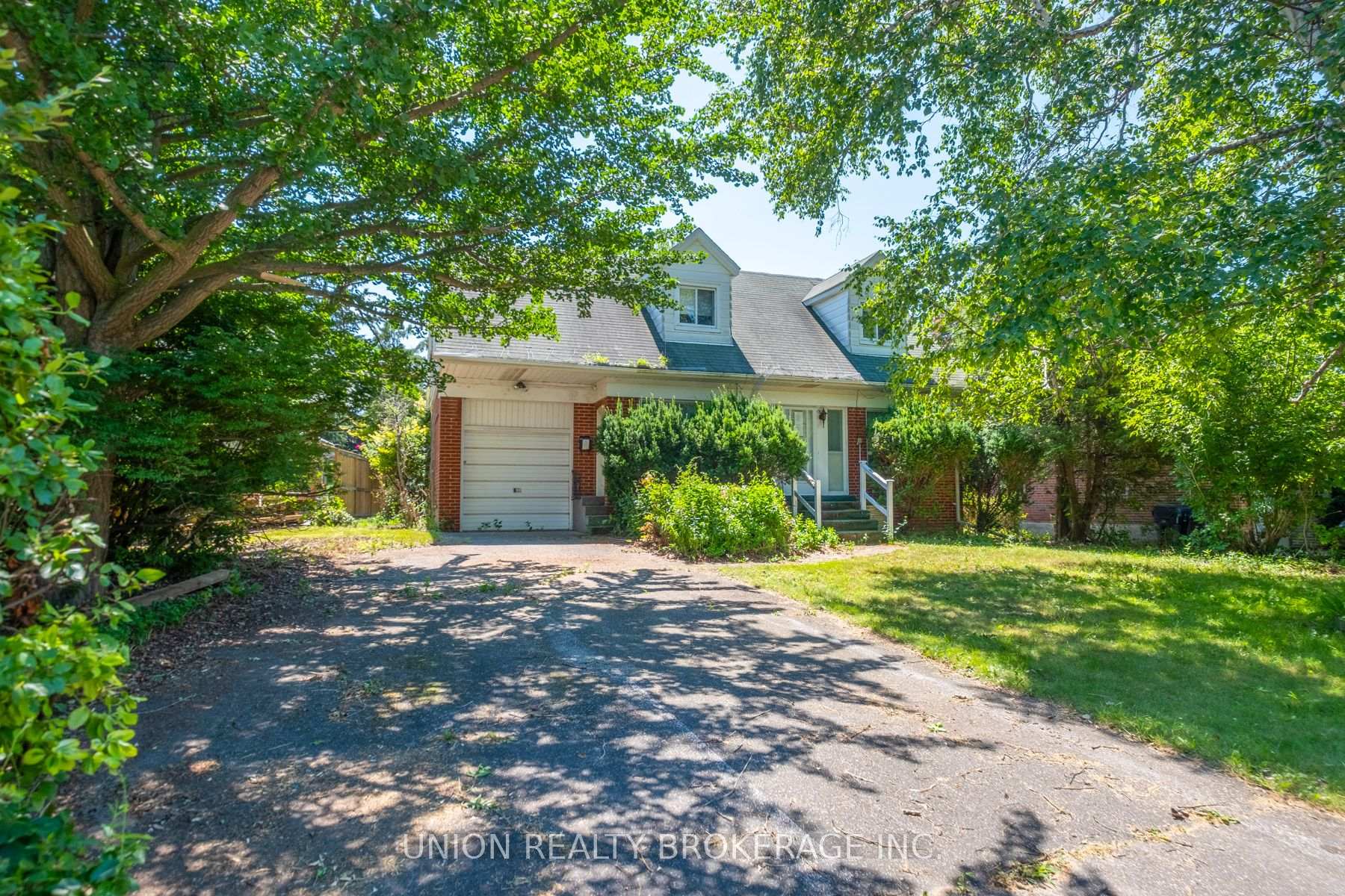 Photo 1 of 37 Shirley Crescent, Scarborough, Scarborough Village — HOMEH