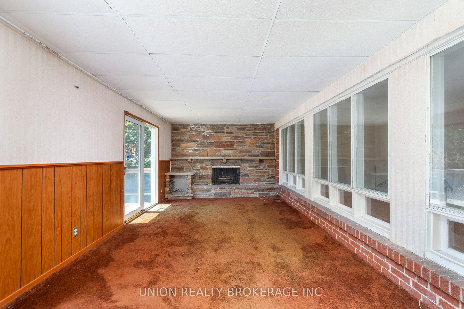 Photo 9 of 37 Shirley Crescent, Scarborough, Scarborough Village — HOMEH