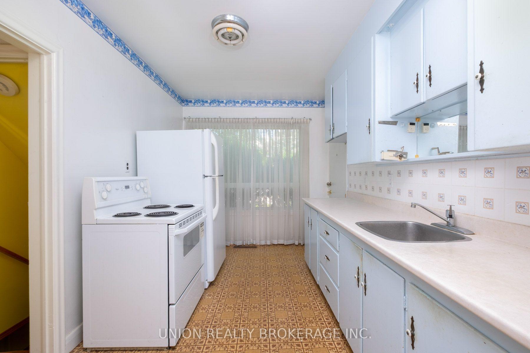 Photo 11 of 37 Shirley Crescent, Scarborough, Scarborough Village — HOMEH