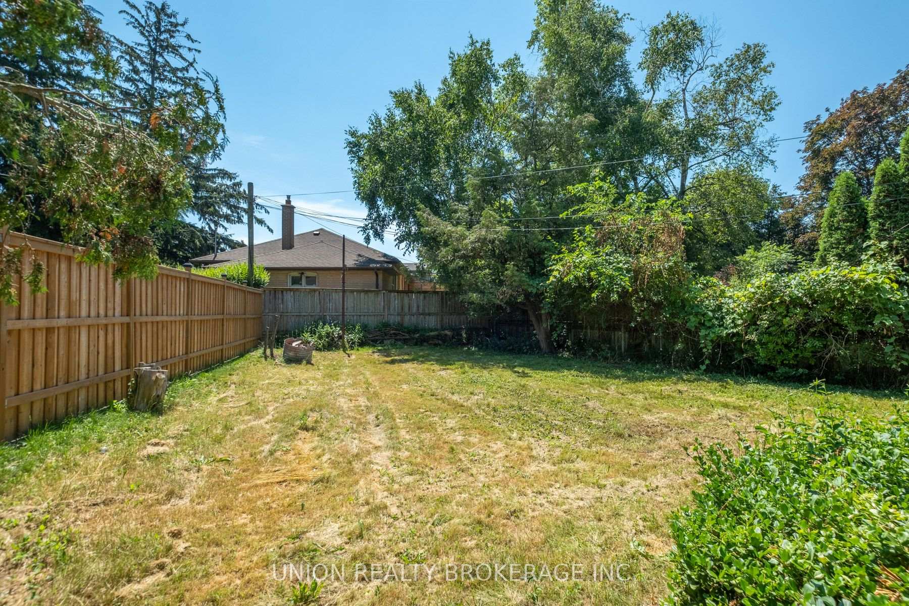 Photo 19 of 37 Shirley Crescent, Scarborough, Scarborough Village — HOMEH