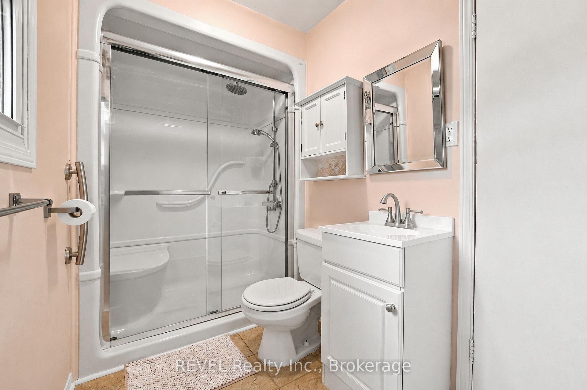 Photo 22 of 42 Wildwood Road, St. Catharines, Port Weller — HOMEH