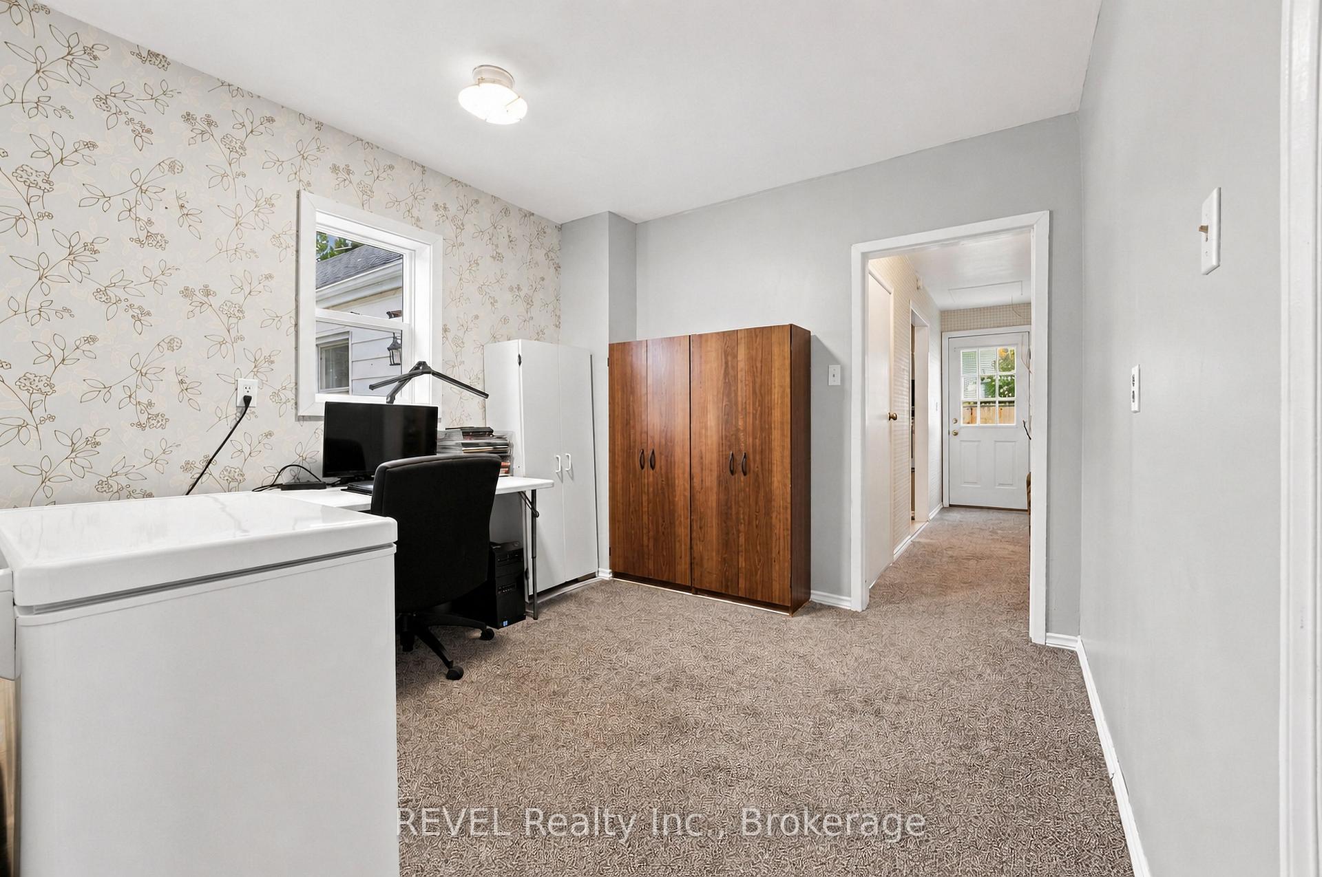 Photo 24 of 42 Wildwood Road, St. Catharines, Port Weller — HOMEH