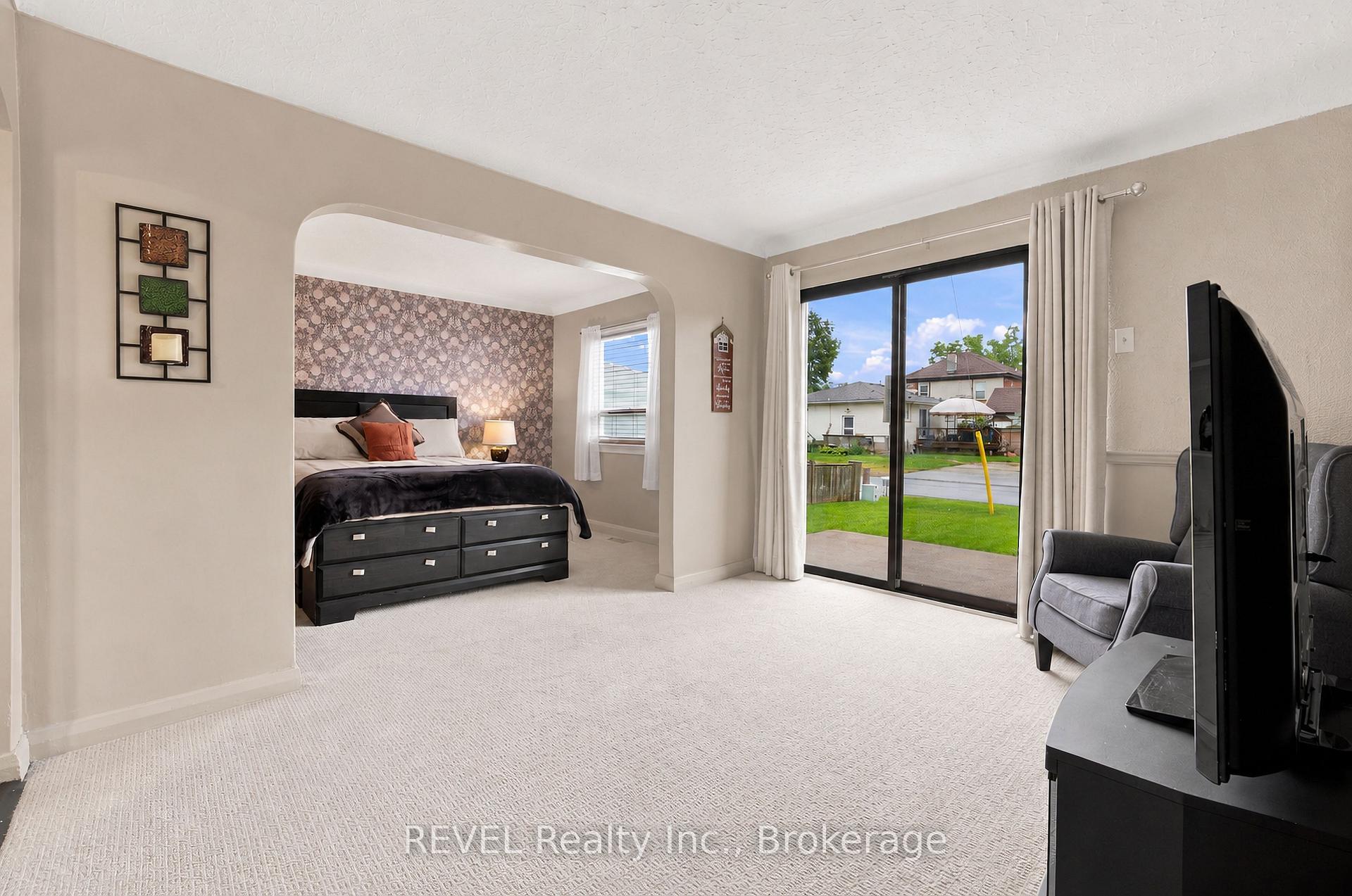 Photo 26 of 42 Wildwood Road, St. Catharines, Port Weller — HOMEH
