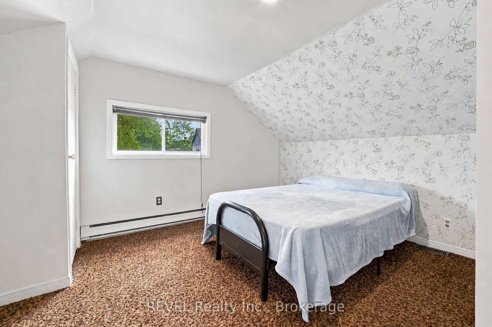 Photo 31 of 42 Wildwood Road, St. Catharines, Port Weller — HOMEH