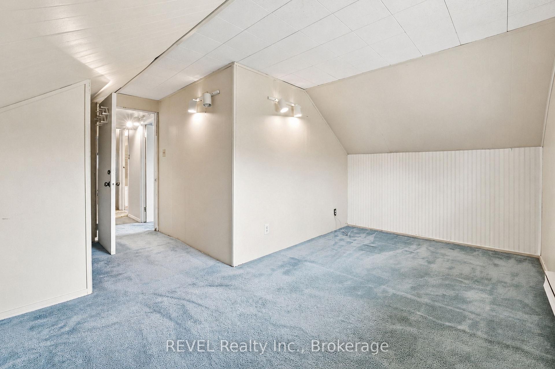 Photo 33 of 42 Wildwood Road, St. Catharines, Port Weller — HOMEH