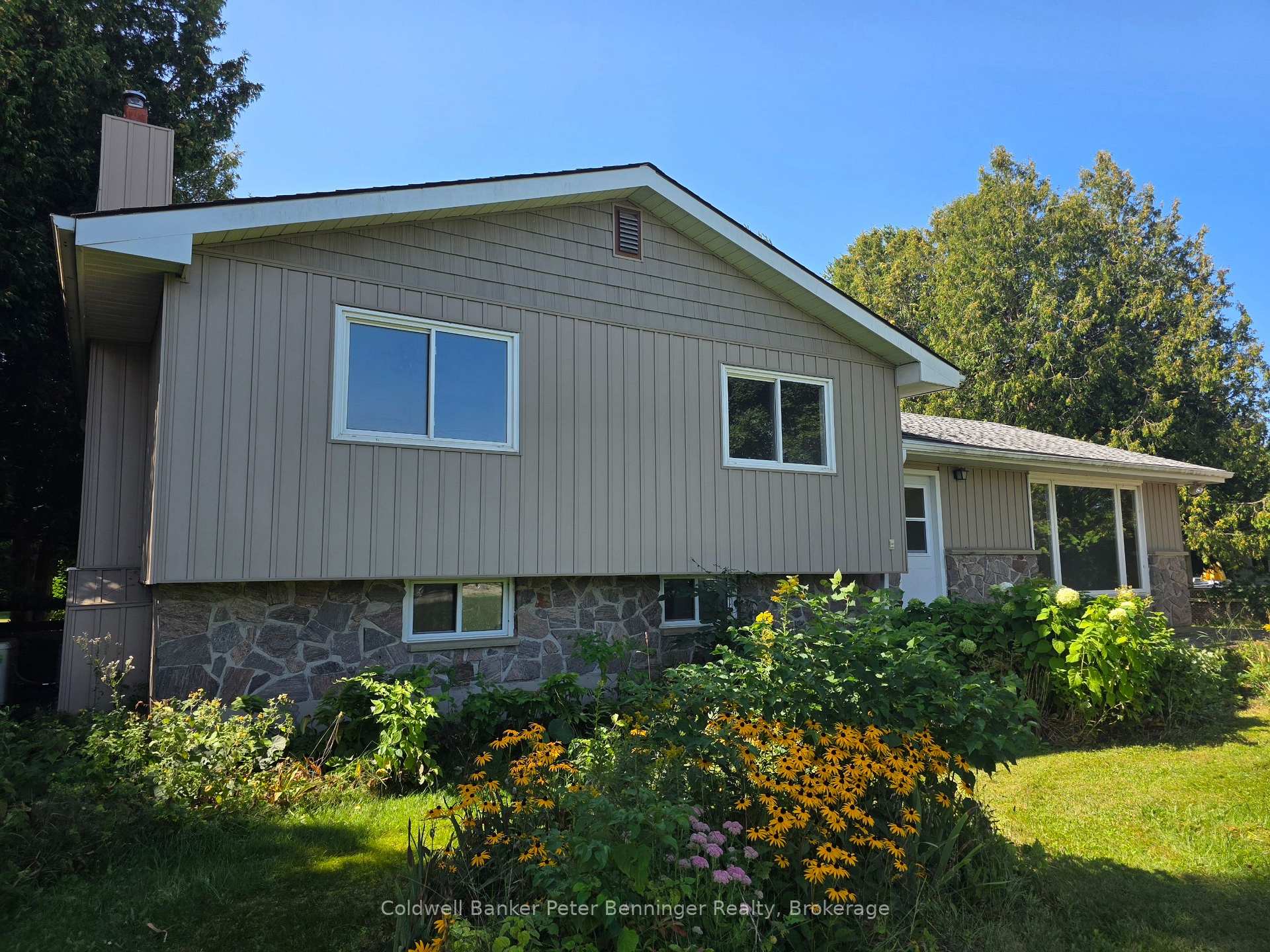 Photo of 5371 Bruce Road 3
