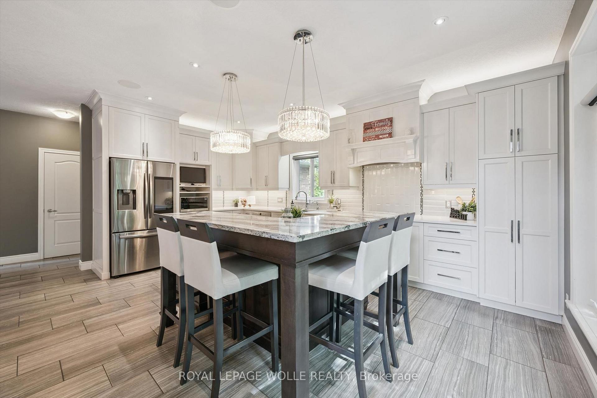 Photo 15 of 45 Welwood Avenue, Wellesley — HOMEH