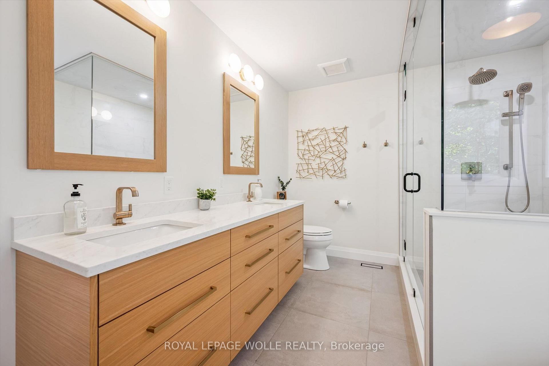 Photo 25 of 45 Welwood Avenue, Wellesley — HOMEH