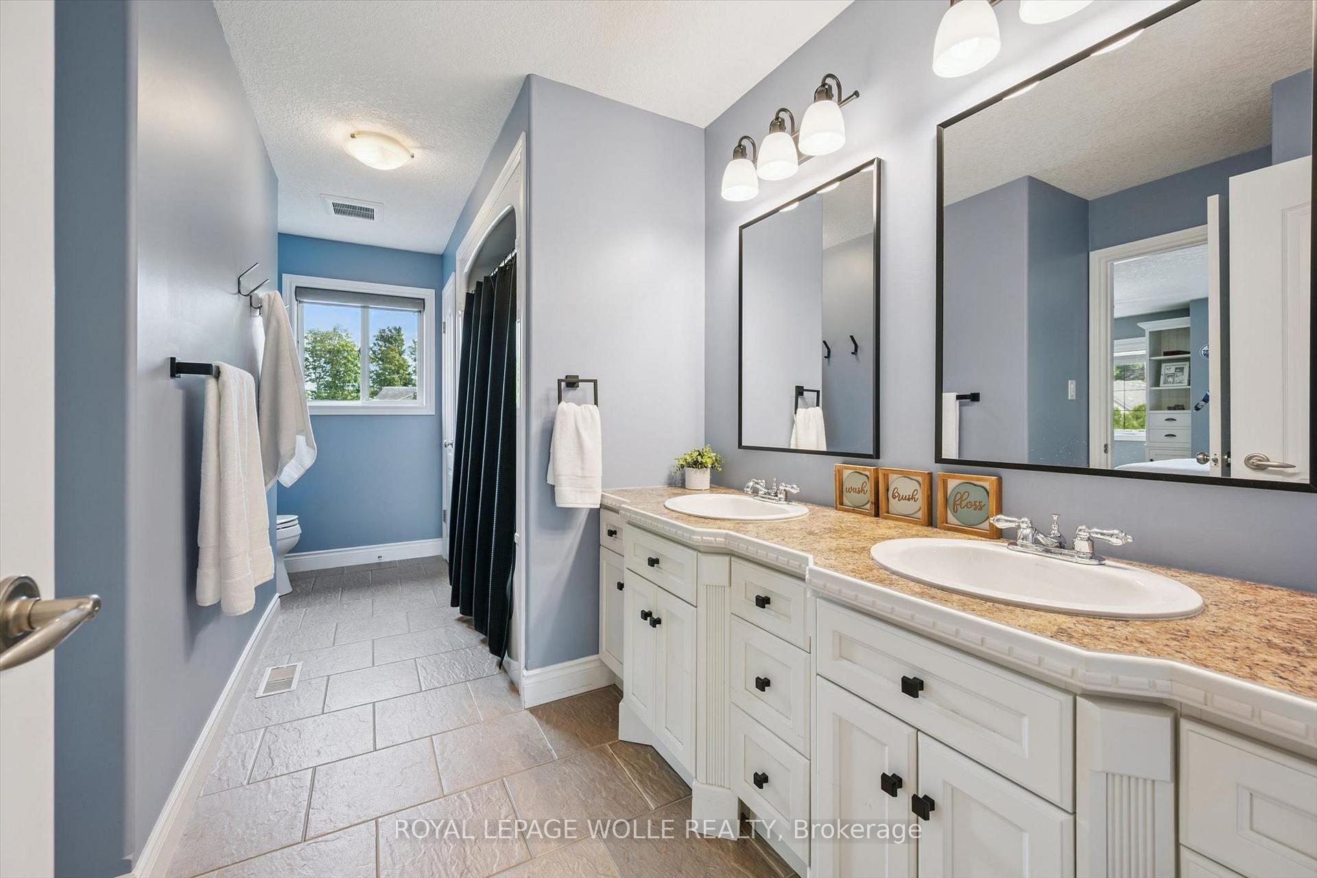 Photo 30 of 45 Welwood Avenue, Wellesley — HOMEH