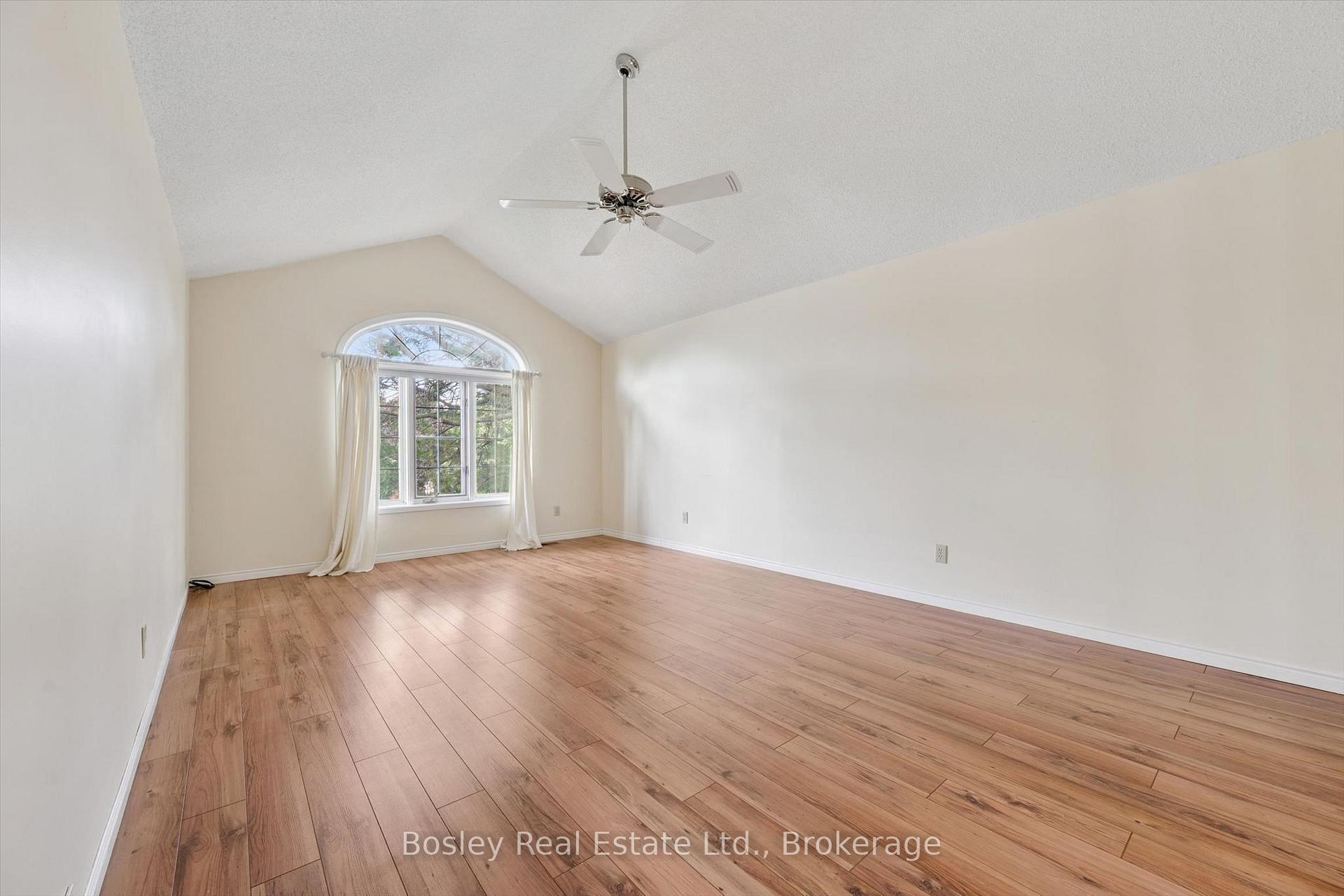 Photo 12 of 240 St Ann Avenue, Wilmot — HOMEH
