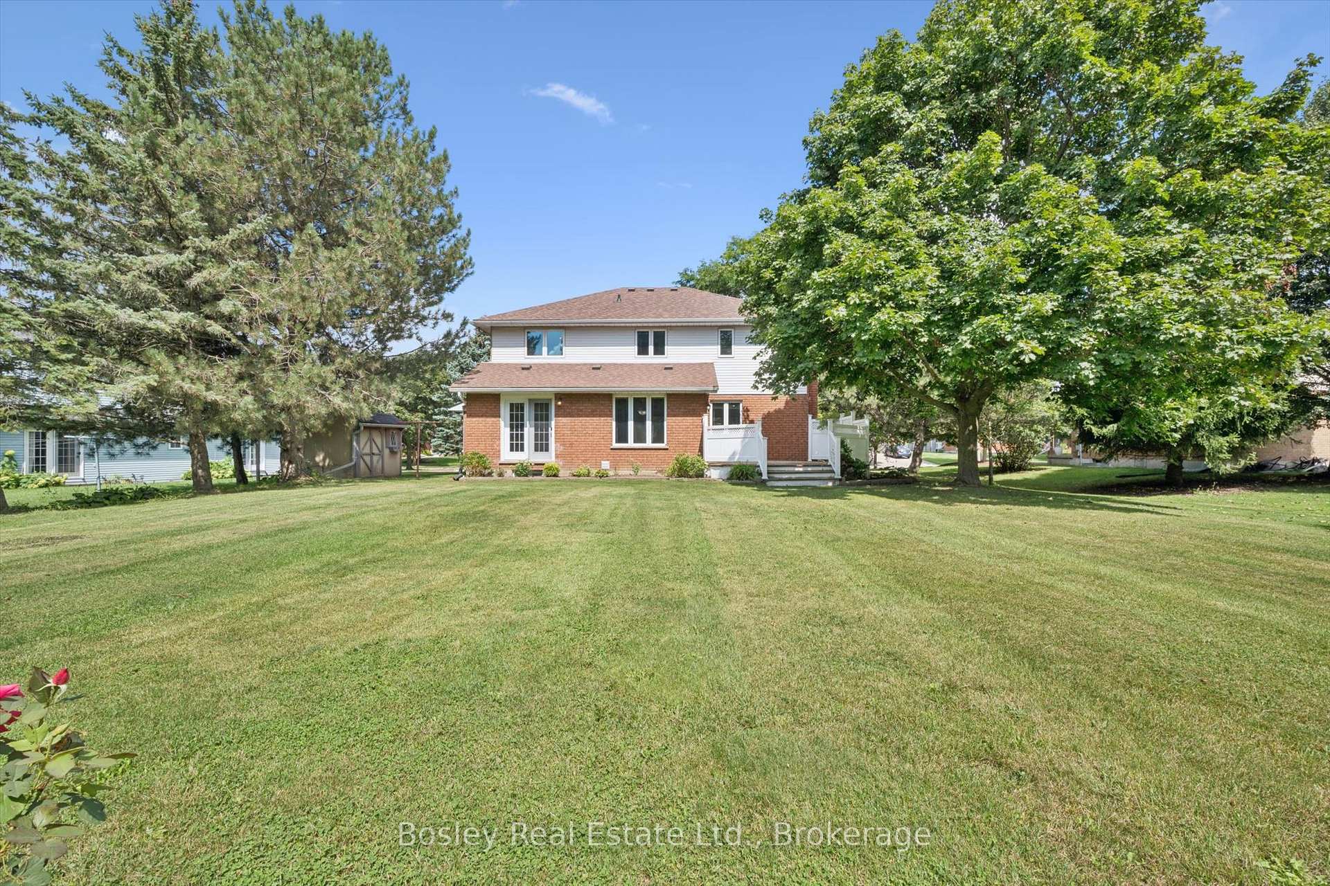Photo 19 of 240 St Ann Avenue, Wilmot — HOMEH