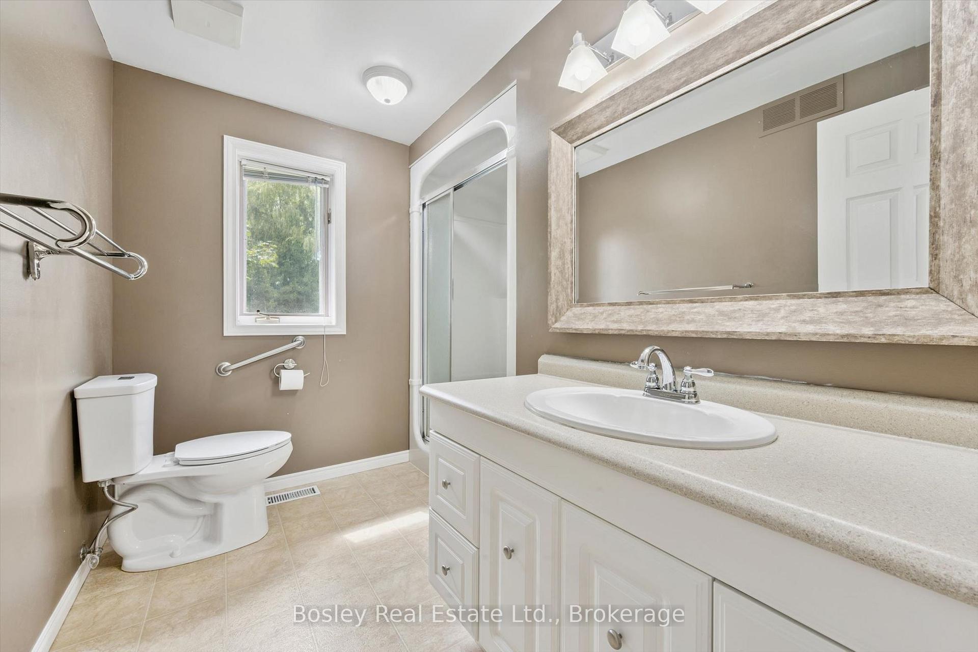 Photo 28 of 240 St Ann Avenue, Wilmot — HOMEH