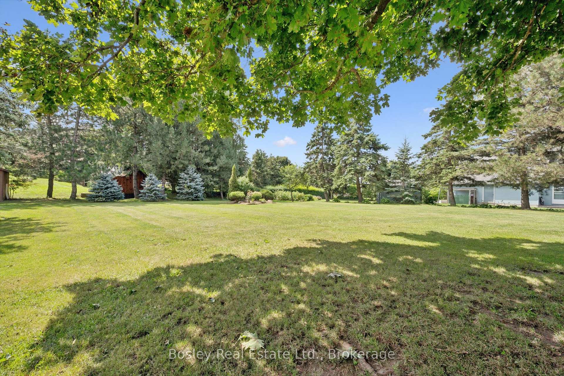 Photo 34 of 240 St Ann Avenue, Wilmot — HOMEH