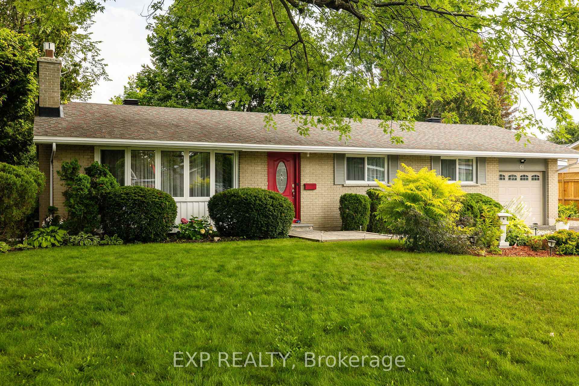 Photo 1 of 61 Ridgefield Crescent, Ottawa, Arbeatha Park — HOMEH