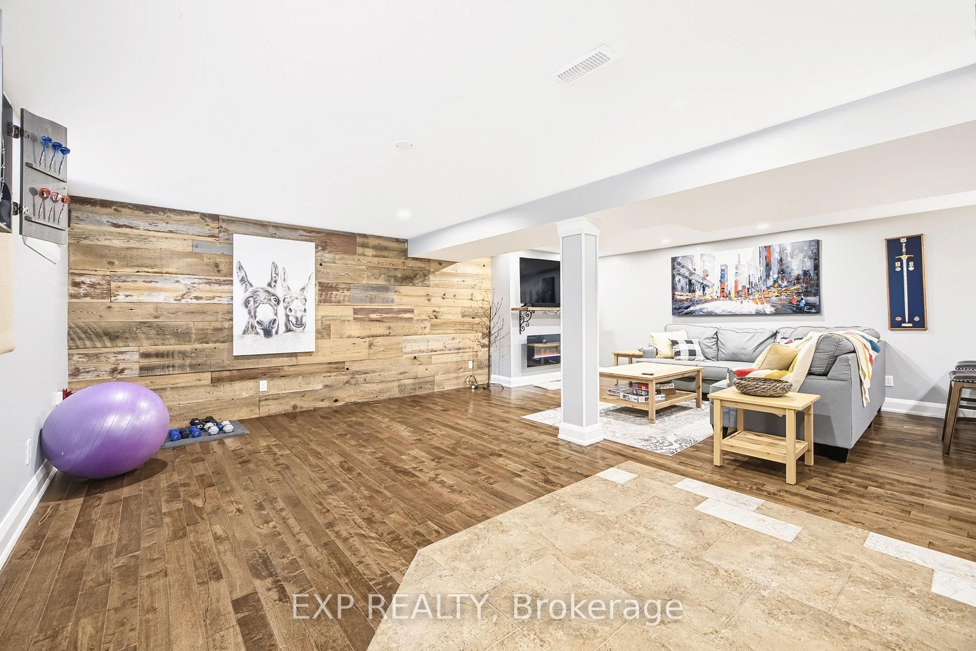 Photo 27 of 61 Ridgefield Crescent, Ottawa, Arbeatha Park — HOMEH