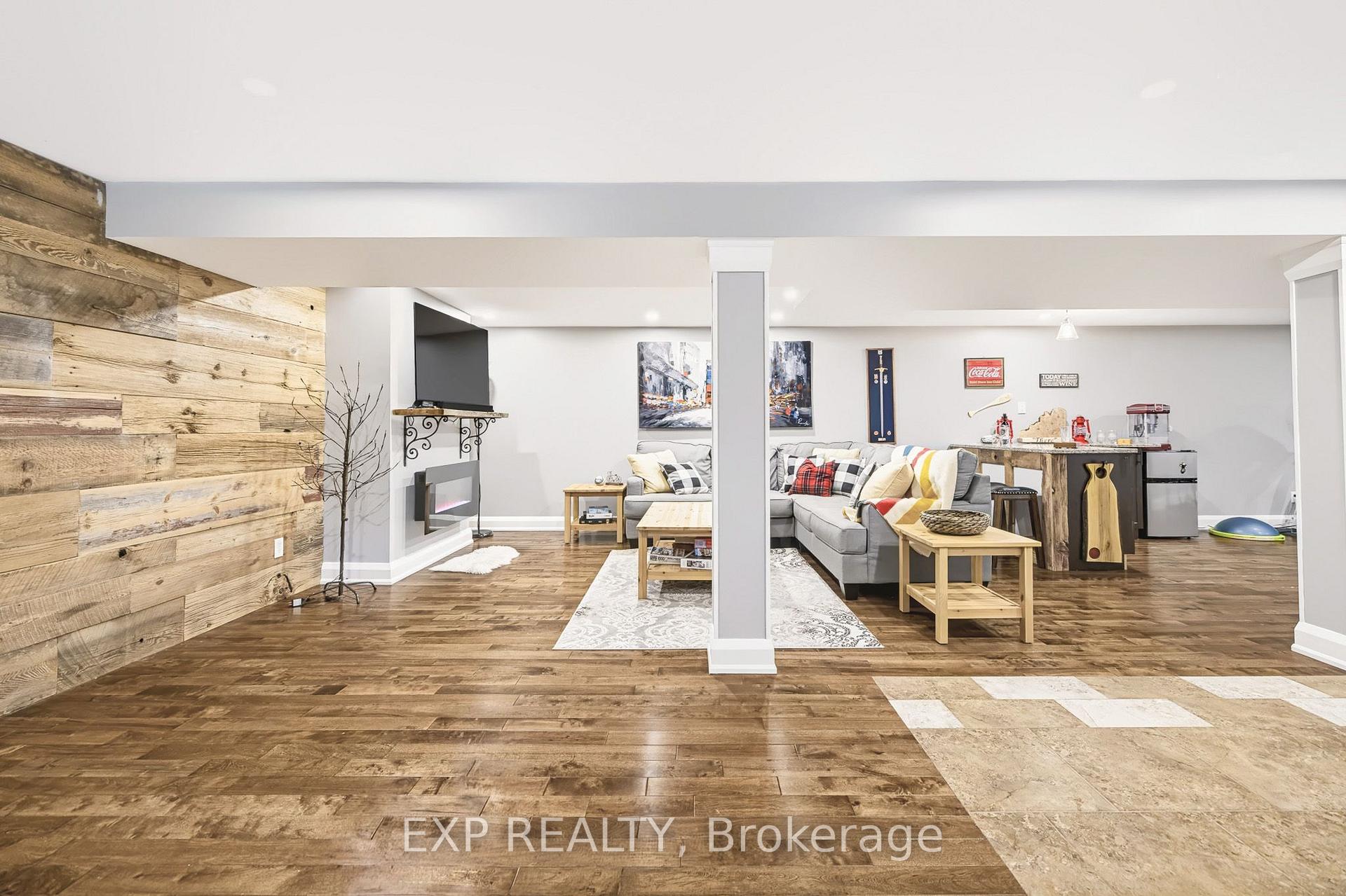 Photo 28 of 61 Ridgefield Crescent, Ottawa, Arbeatha Park — HOMEH