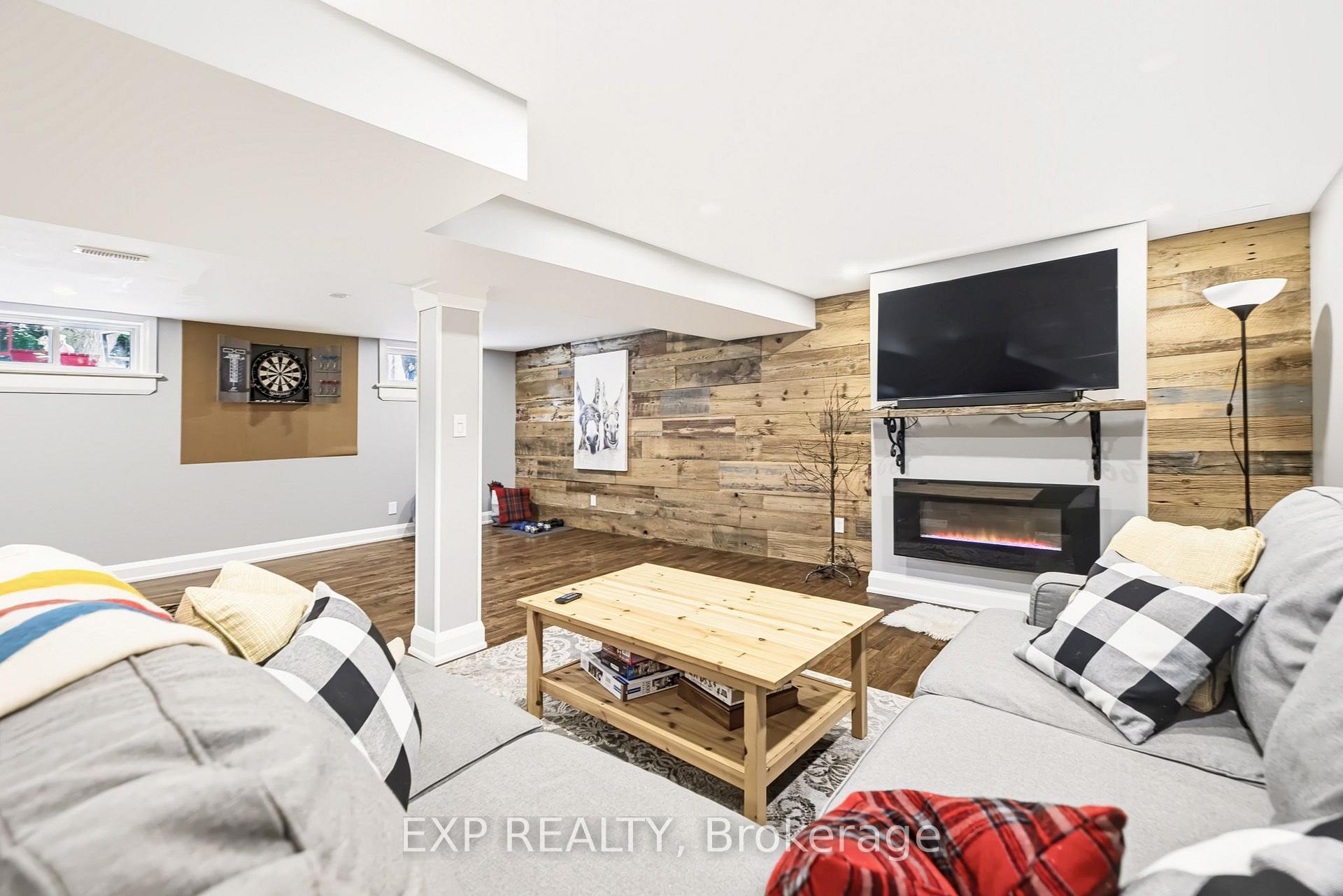 Photo 30 of 61 Ridgefield Crescent, Ottawa, Arbeatha Park — HOMEH