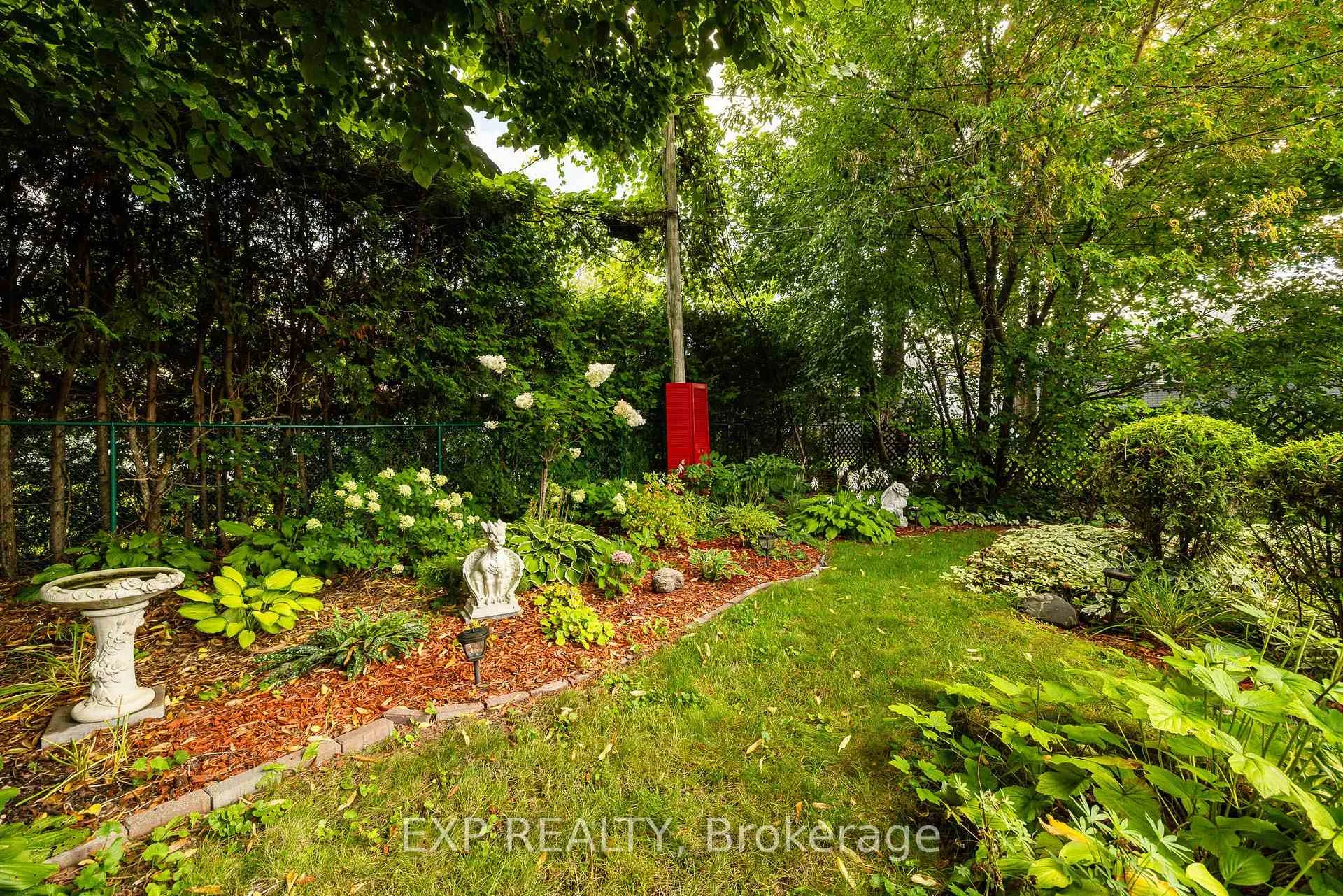 Photo 48 of 61 Ridgefield Crescent, Ottawa, Arbeatha Park — HOMEH