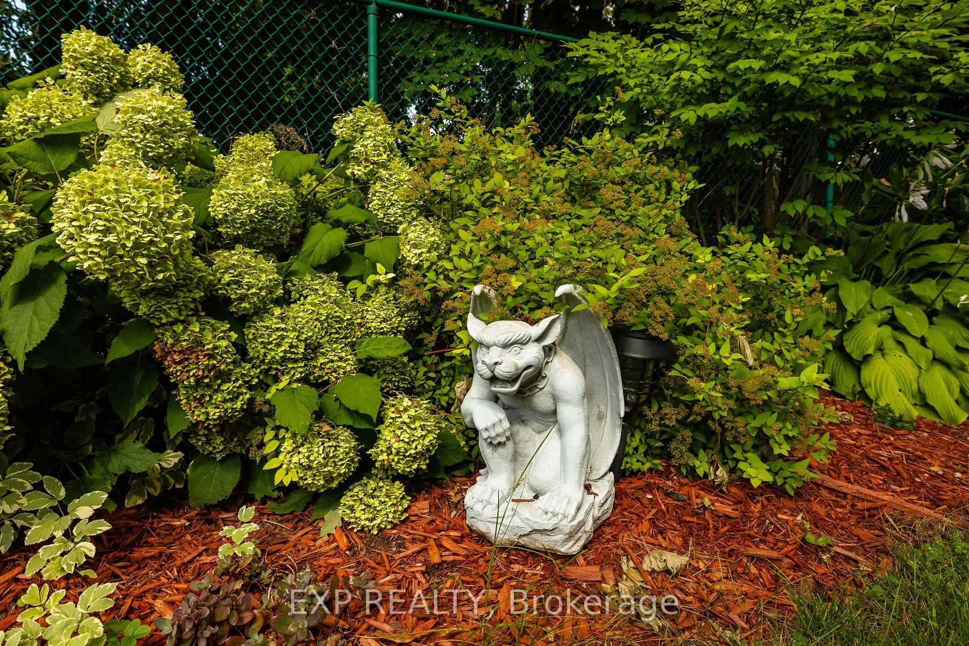 Photo 54 of 61 Ridgefield Crescent, Ottawa, Arbeatha Park — HOMEH