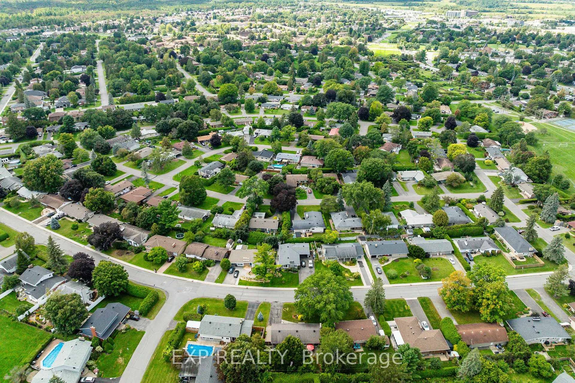 Photo 60 of 61 Ridgefield Crescent, Ottawa, Arbeatha Park — HOMEH