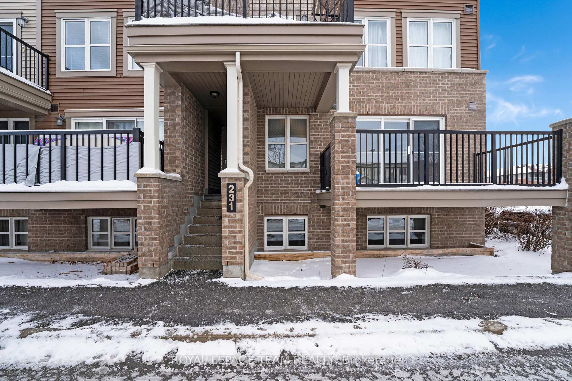 Photo 3 of 231 Infusion Private, Ottawa, Barrhaven - Strandherd — HOMEH