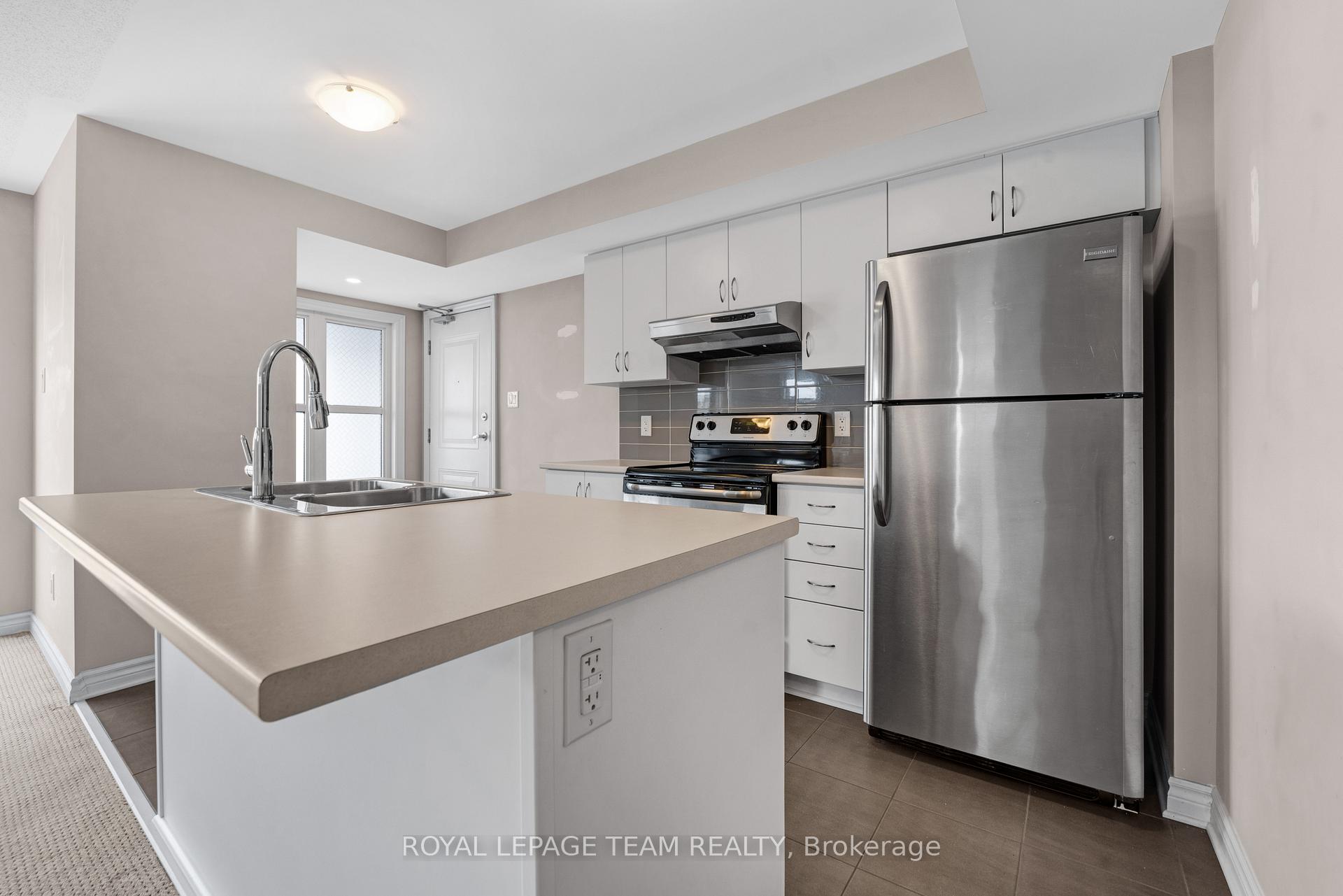 Photo 11 of 231 Infusion Private, Ottawa, Barrhaven - Strandherd — HOMEH