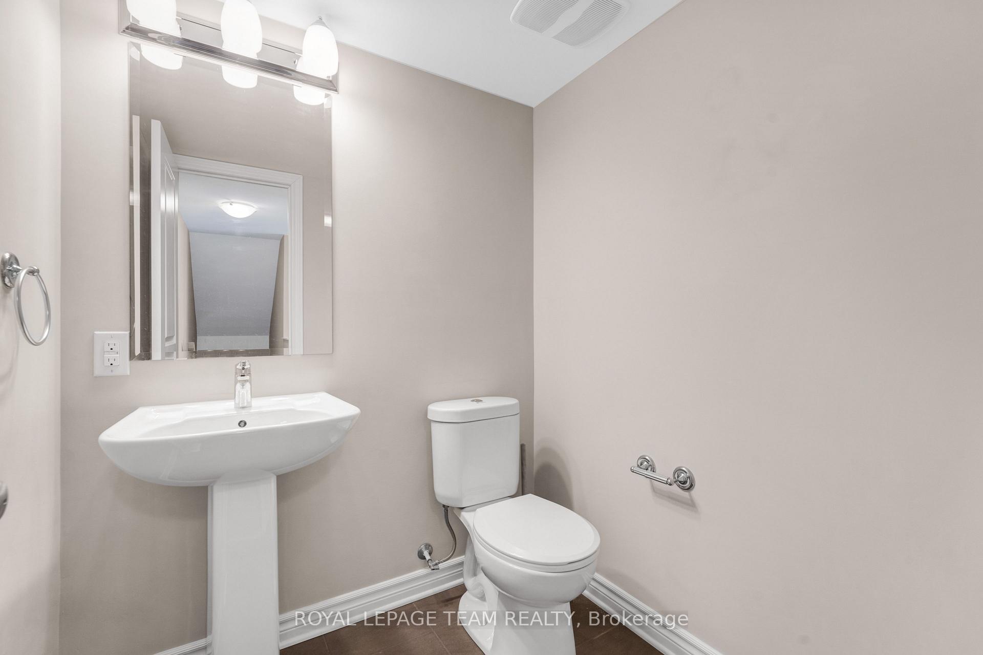 Photo 18 of 231 Infusion Private, Ottawa, Barrhaven - Strandherd — HOMEH