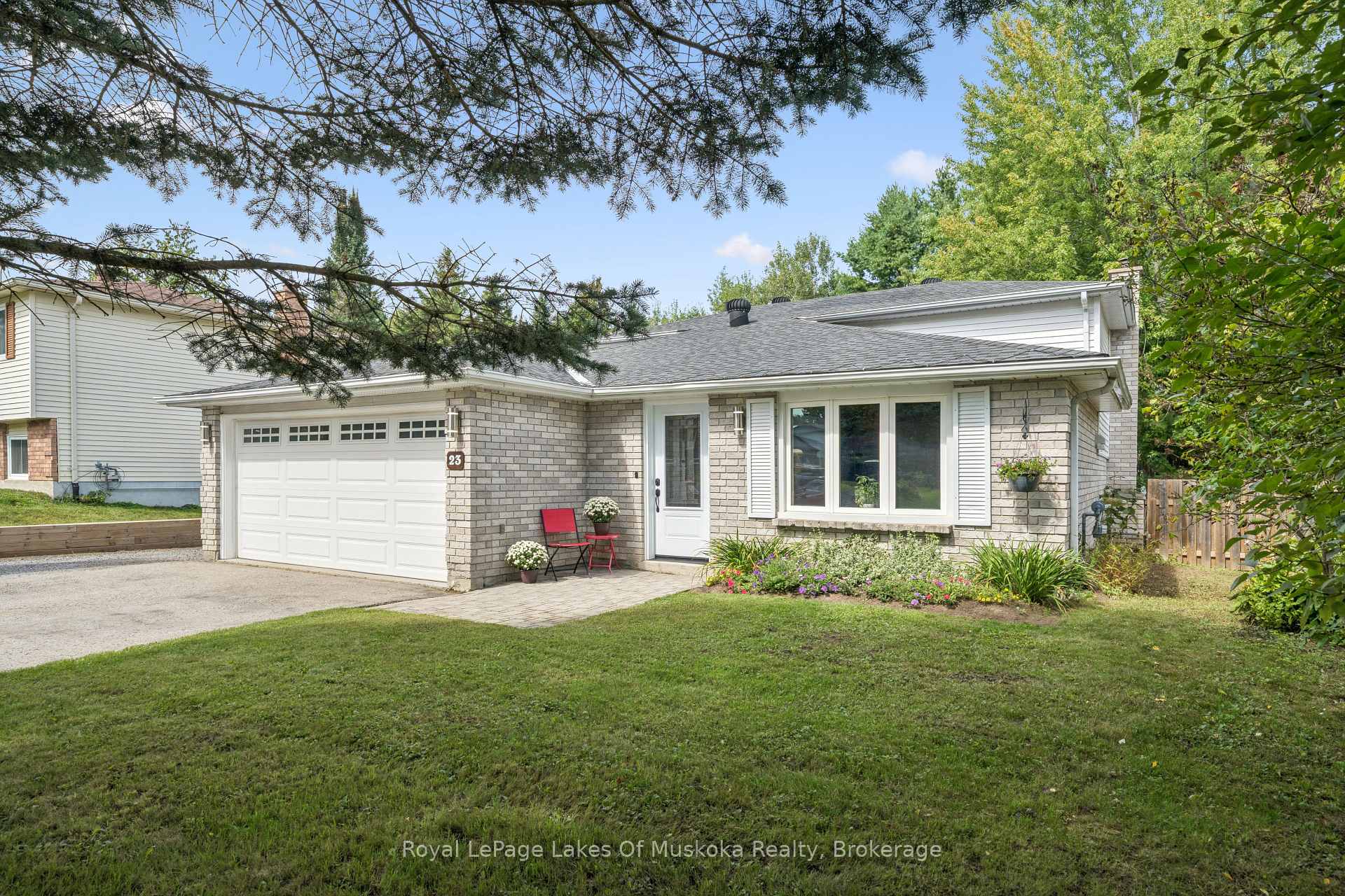 Photo 1 of 23 Maypark Drive, Bracebridge, Monck (Bracebridge) — HOMEH