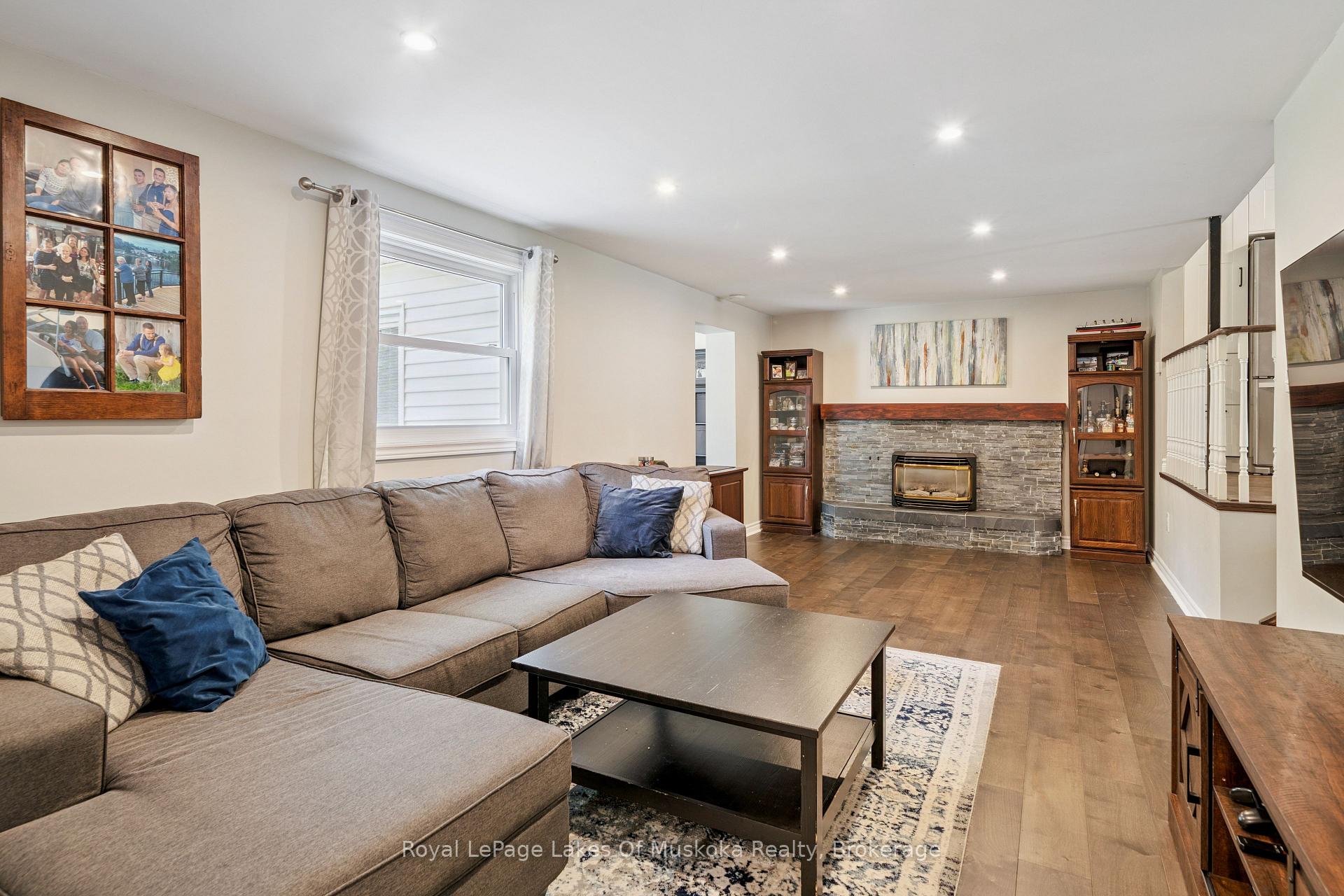 Photo 11 of 23 Maypark Drive, Bracebridge, Monck (Bracebridge) — HOMEH