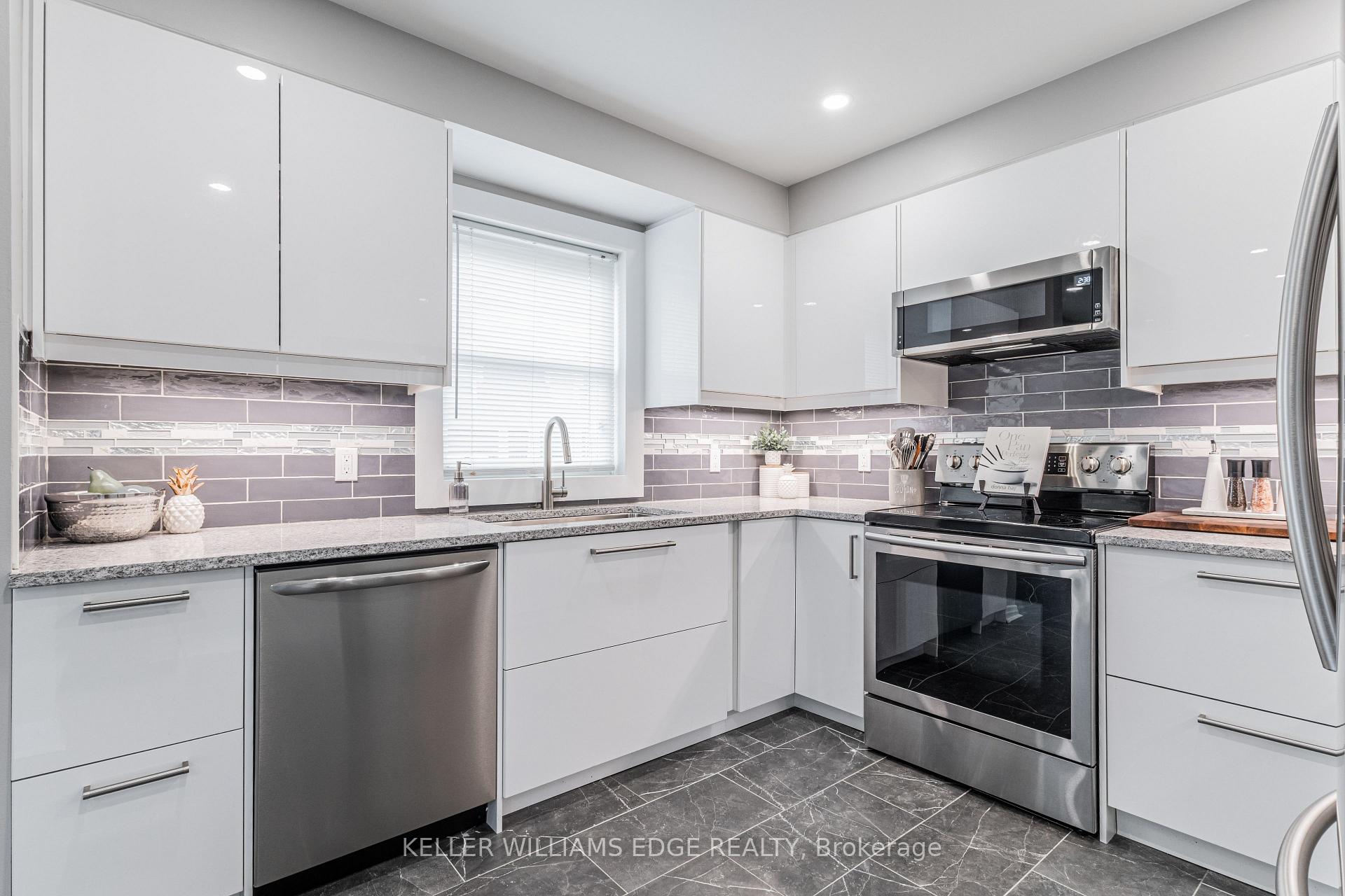 Photo 9 of Unit #98, 333 Meadows Boulevard, Mississauga, Rathwood — HOMEH