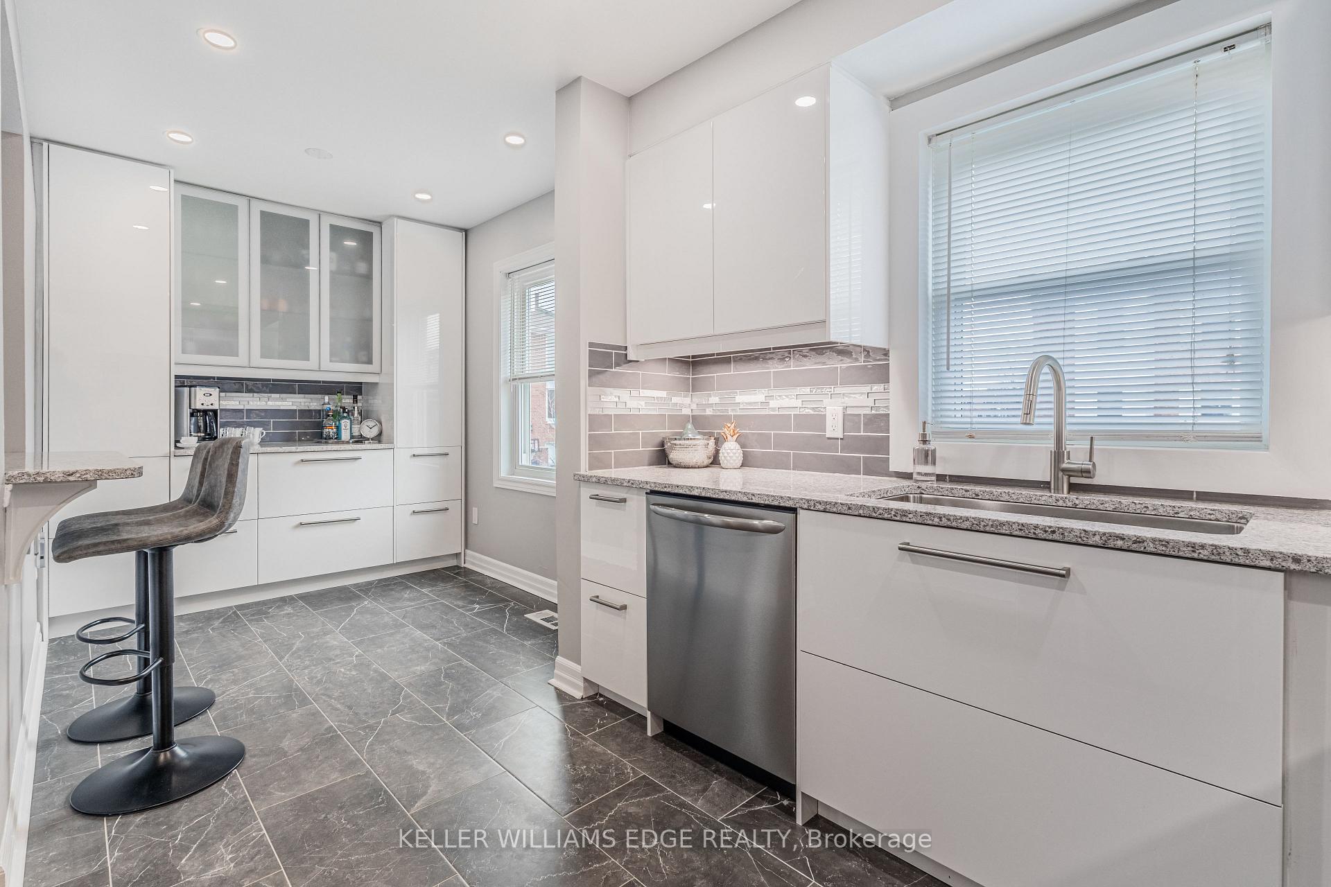 Photo 10 of Unit #98, 333 Meadows Boulevard, Mississauga, Rathwood — HOMEH