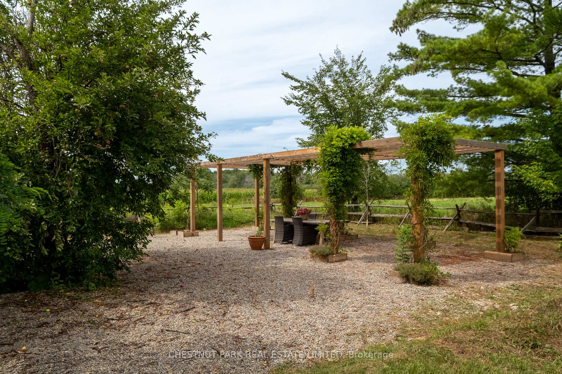 Photo 29 of 985 Melville Road, Prince Edward County, Ameliasburg Ward — HOMEH