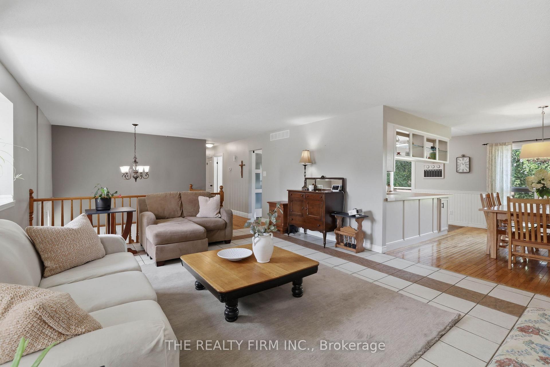 Photo 8 of 1 Hueston Drive, Thames Centre, Thorndale — HOMEH